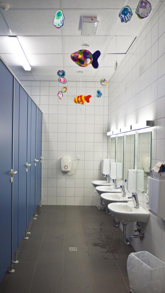 Kindgerechter Sanitärraum im Kindergarten Güetersloh