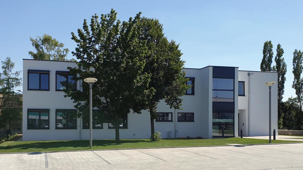 Modulares Verwaltungsgebäude Aussansicht Fassade GB-Chemie Messel