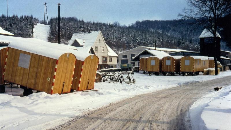 saebu-historie-bauwagen-im-schnee-1950-1959_1